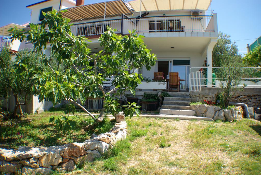 Apartments Vilma 穆泰尔岛 外观 照片