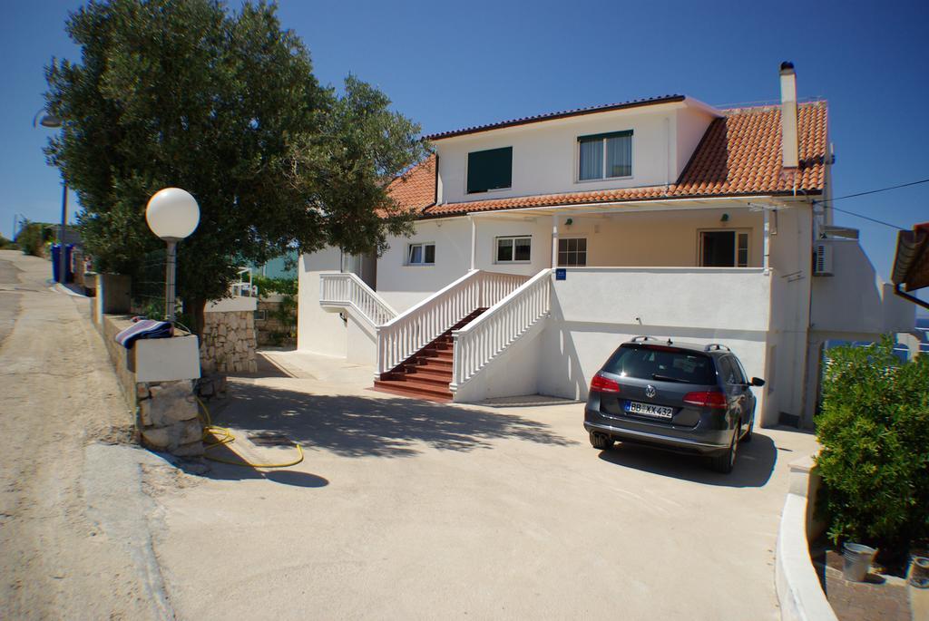 Apartments Vilma 穆泰尔岛 外观 照片